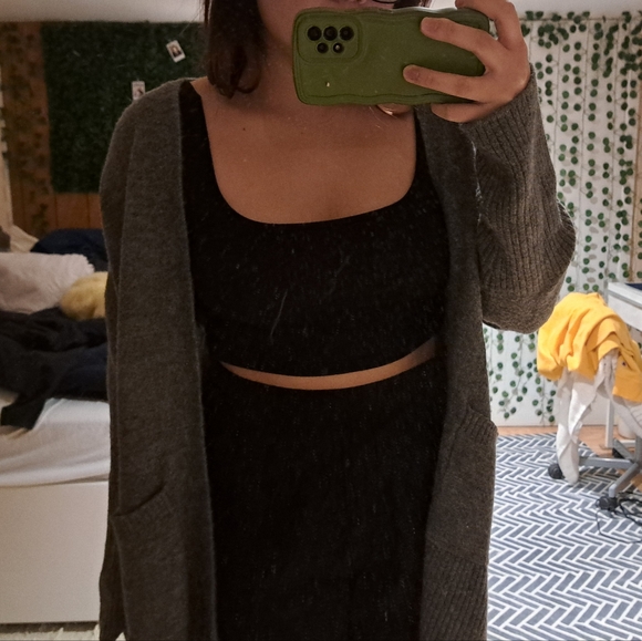 Long Cardigan - Picture 3 of 4